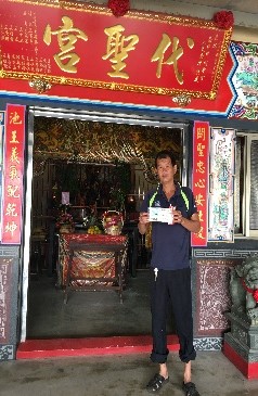 image001