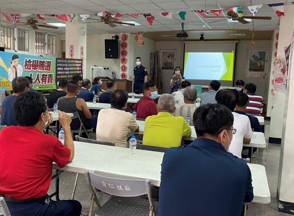 雲林地檢署於5月26日指派陳淑香檢察官前往麥寮鄉瓦磘村霄仁社區活動中心，向與會民眾宣導反賄觀念