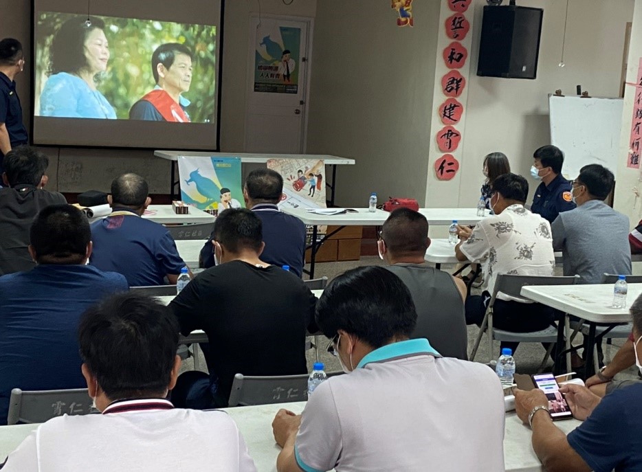 雲林地檢署於5月26日指派陳淑香檢察官前往麥寮鄉瓦磘村霄仁社區活動中心，向與會民眾宣導反賄觀念