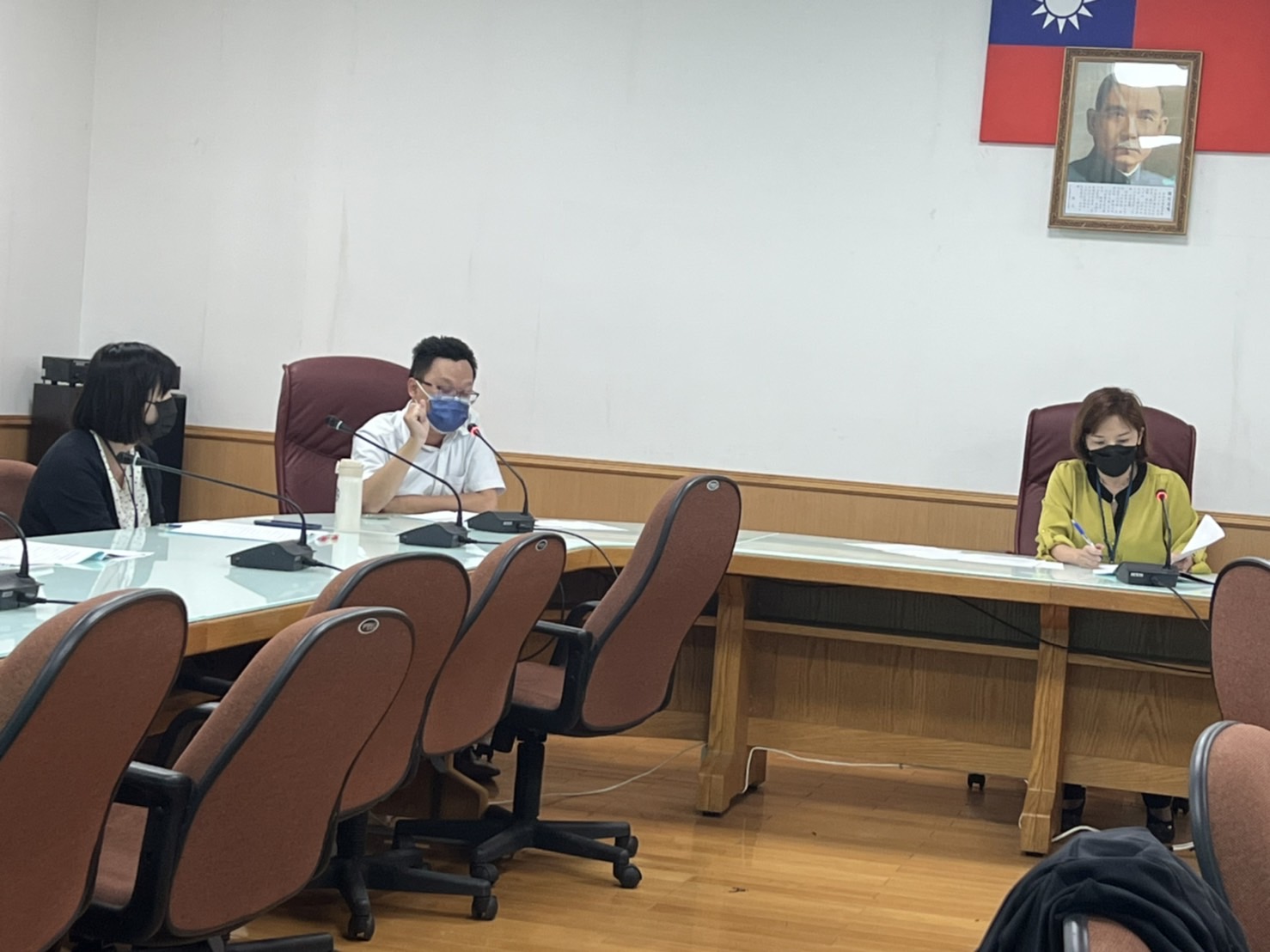 本署執行檢察官施家榮回覆提問