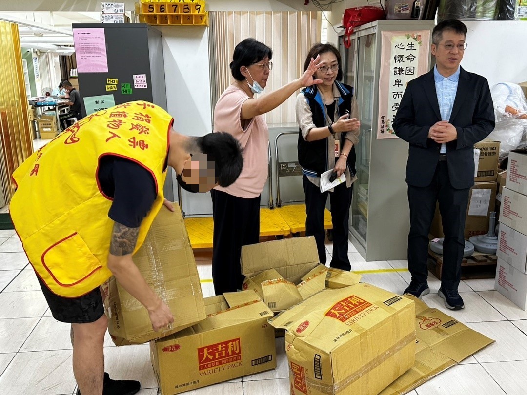 檢察長視察斗六創世基金會