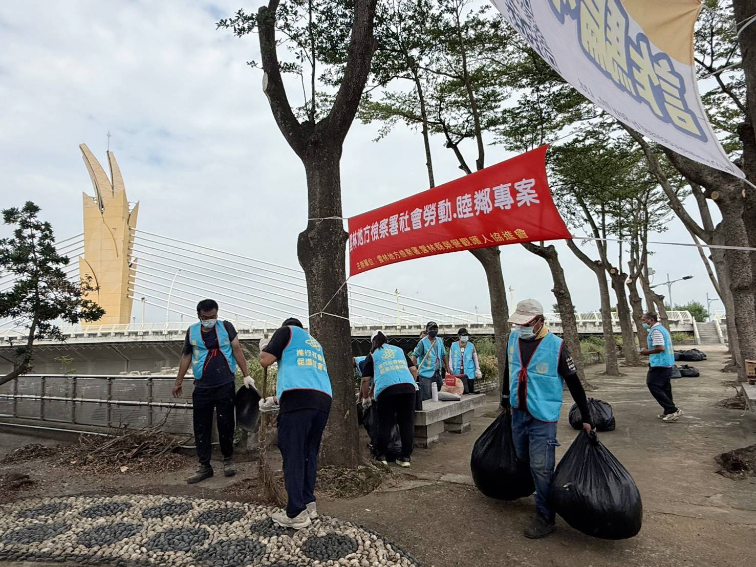 雲檢社勞人透過環境整理，共同維護地方生活環境及河川生態2